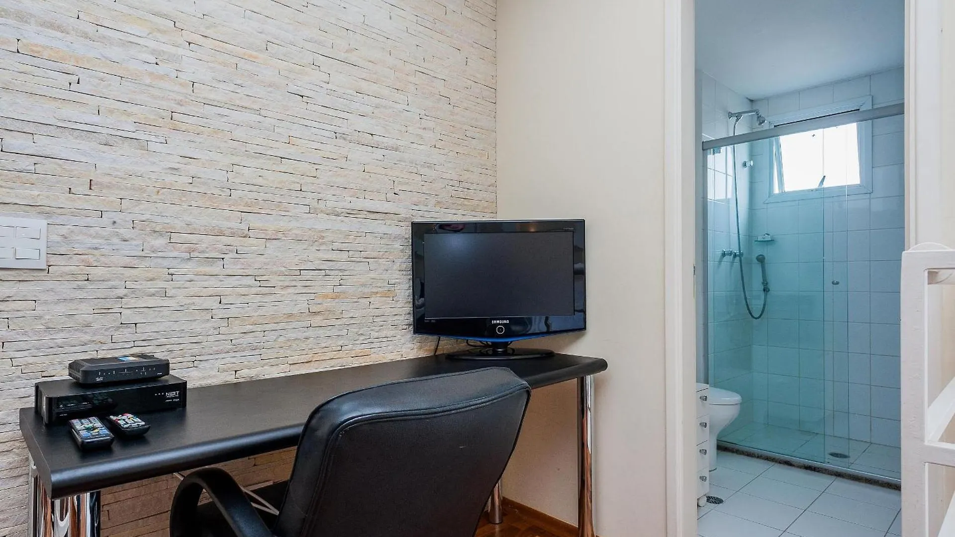 Ip3 | Bhaus Loft Duplex Morumbi | Black & White Sao Paulo 0*,  Brazil